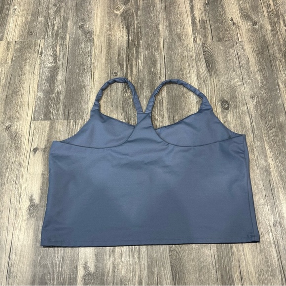 ABERCROMBIE & FITCH - V-Neck Racerback Tank - Picture 3 of 6